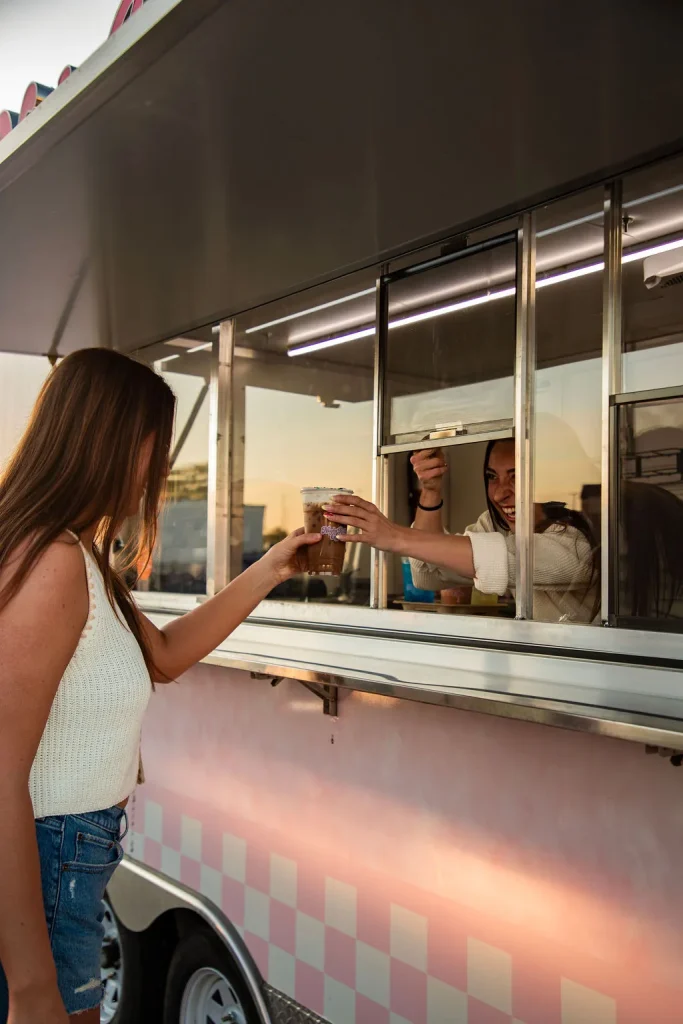 Guest at the Night Roller trailer service window